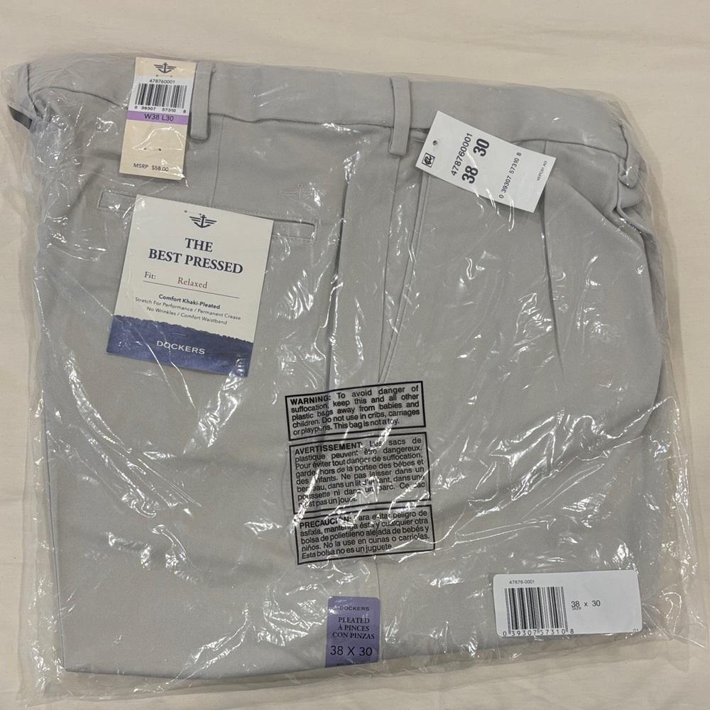 Men’s Dockers Khakis